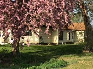 193 W 1 S, Cowley, WY 82420