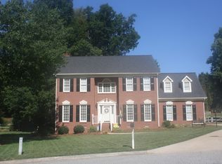 6209 Bay Hill Ct, Greensboro, NC 27410