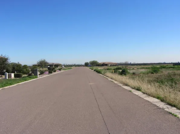15928 W Cinnabar Ct, Waddell, AZ 85355