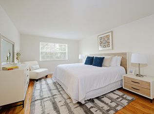 Bridgewater Oaks Apts, Bridgewater, NJ 08807