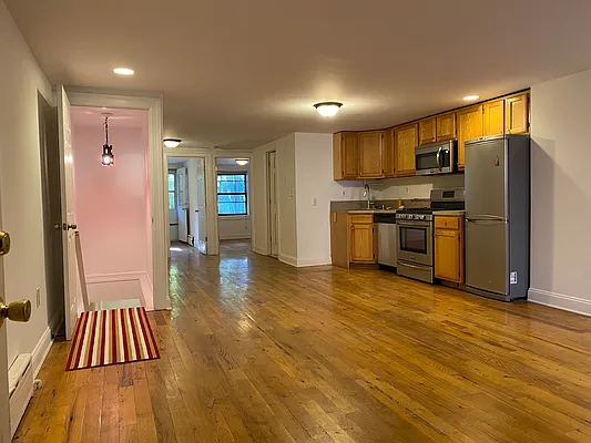 Rented by Owner | media 25