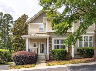 5925 Hourglass Ct, Raleigh, NC 27612