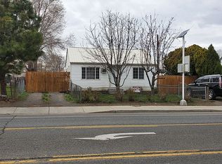 1902 S 18th St, Yakima, WA 98903