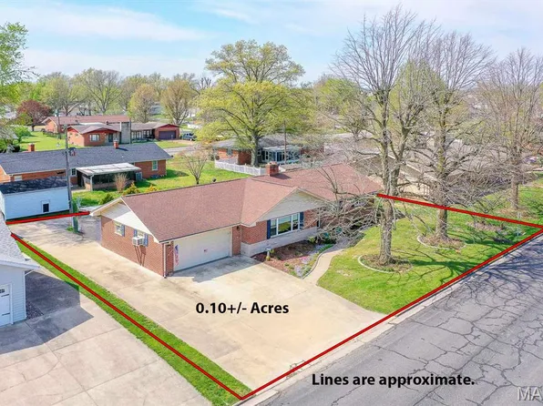 270 Charles St, Red Bud, IL 62278