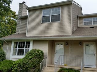 99 Sunnyvale Ct, Somerset, NJ 08873