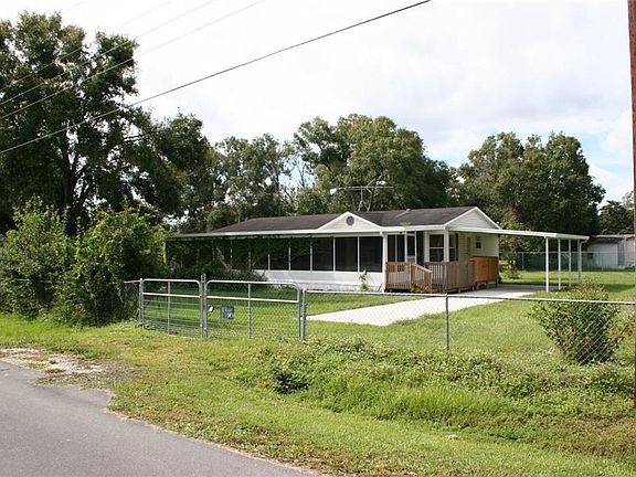 2nd image of 210 N Myrtle Dr