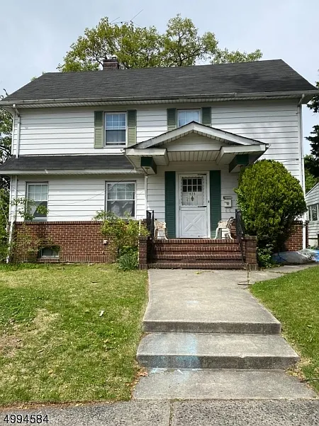 430 Brook Ave photo 1