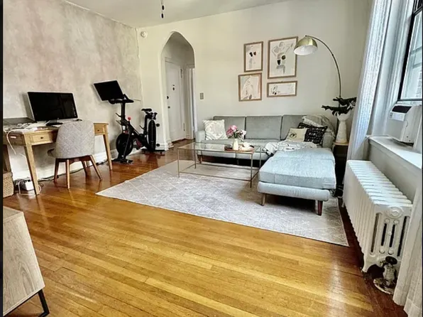 415 W 24th St APT 5I, New York, NY 10011