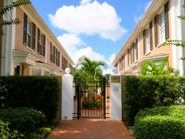 301 S Bungalow Park Ave Unit C, Tampa, FL 33609