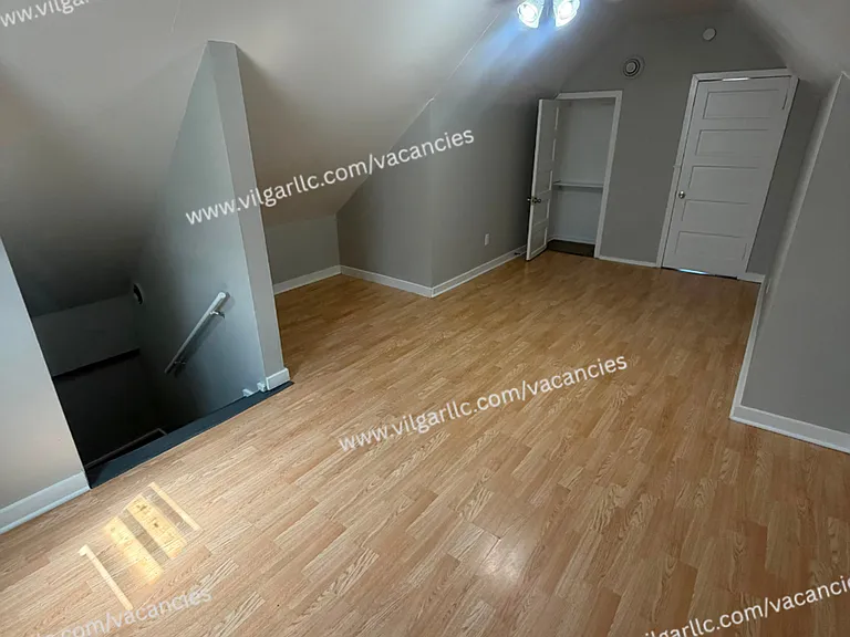 3910 Deodar St — Photo 11