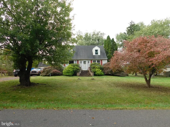 714 Cherry Rd, Hatfield, PA 19440