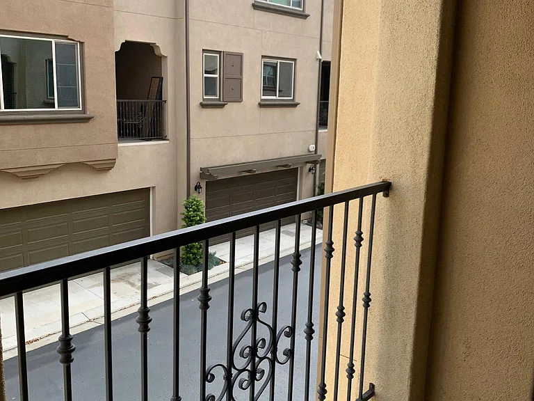 1577 Castillo Way #8 — Photo 9