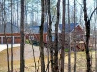 8955 Scuppernong Ln, Cumming, GA 30041