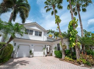 3669 NE 201st St, Aventura, FL 33180