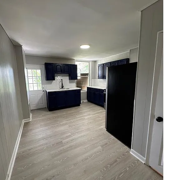 600 N Edgewood St — Photo 1
