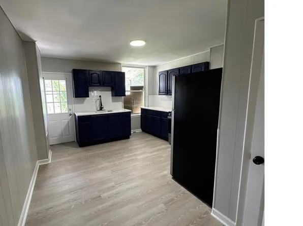 600 N Edgewood St, Baltimore, MD 21229