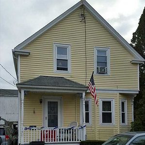 19 Lucas Ave, Newport, RI, 02840