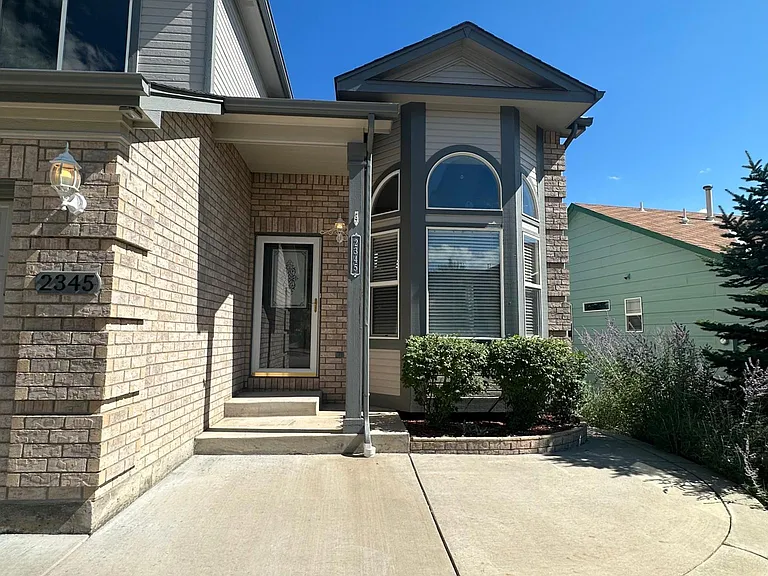 2345 Damon Dr — Photo 10