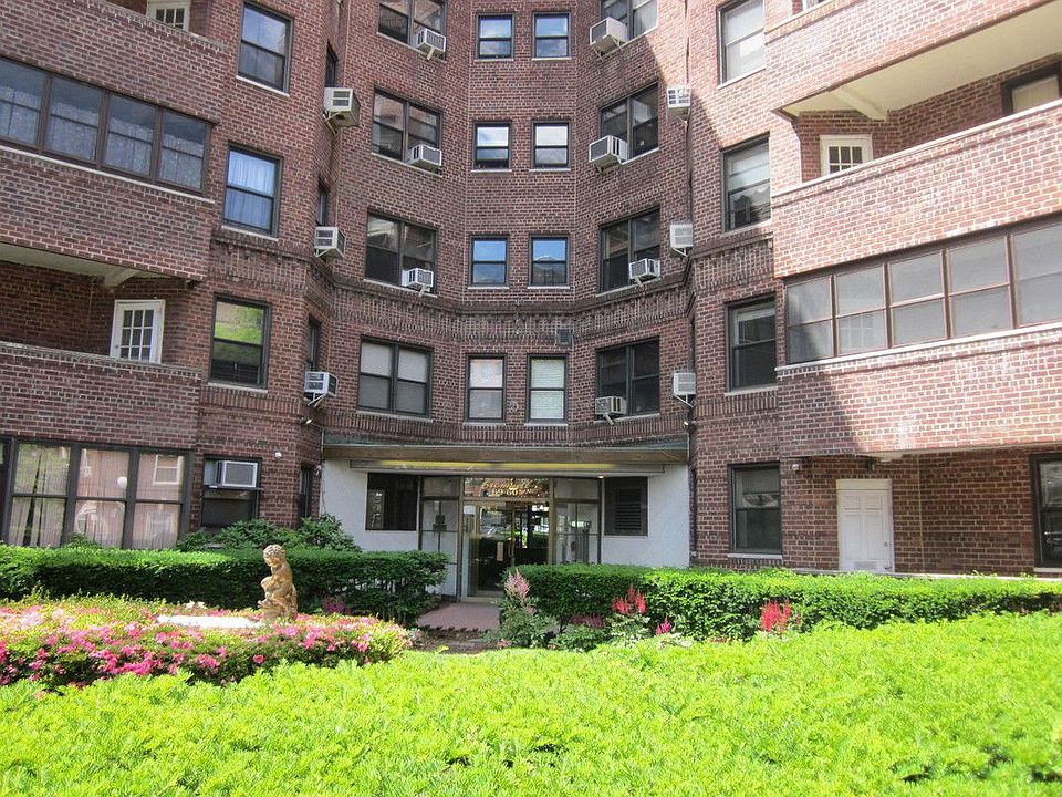 1st image of 6960 108th St APT 401