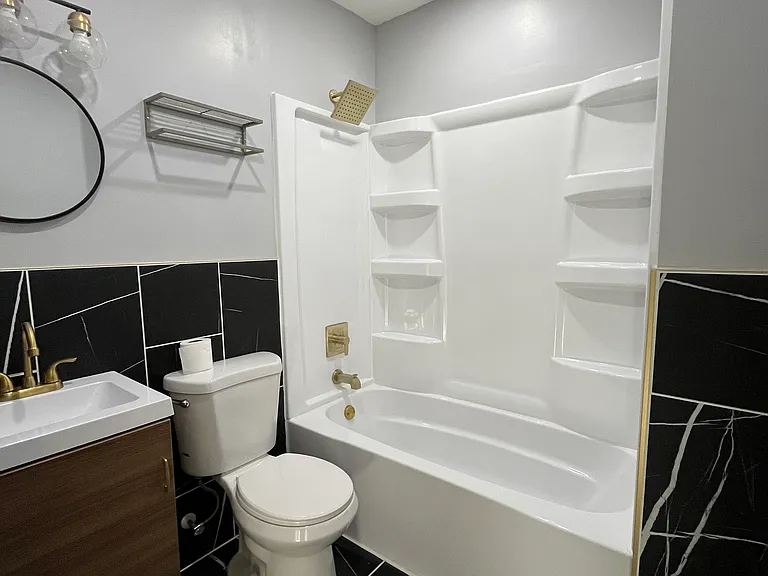 4811 Fielding Way — Photo 8