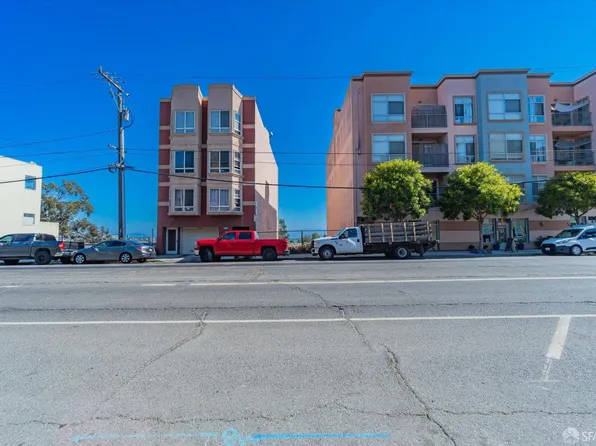 818 Innes Ave, San Francisco, CA 94124
