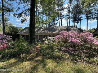 1423 NE Roxbury Pl, Jackson, MS 39211
