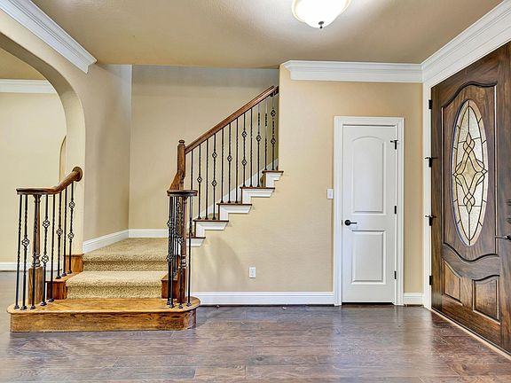 3rd image of 12024 Versante Cir #41
