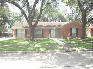 1st image of 111 Viceroy Dr