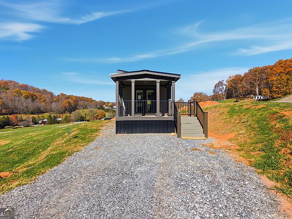 3rd image of 527 Saunders Rd Lot 57