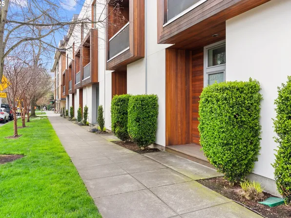 2641 NE 7th Ave #2, Portland, OR 97212