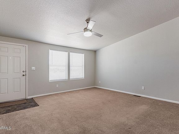 5th image of 35816 W PROSPECTOR Way