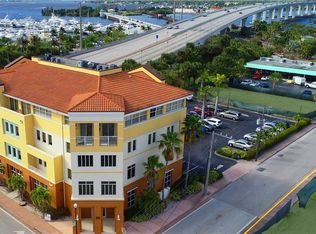 100 SW Albany Ave #3, Stuart, FL 34994