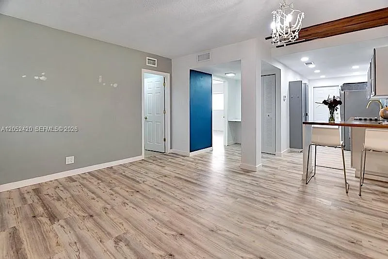 2 bed, 1.0 bath, $1,800 — Photo 3