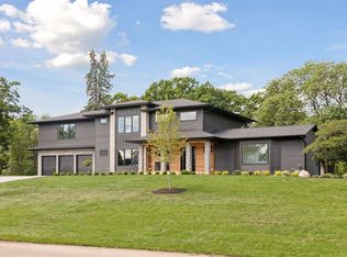 6604 Parkwood Rd, Edina, MN 55436