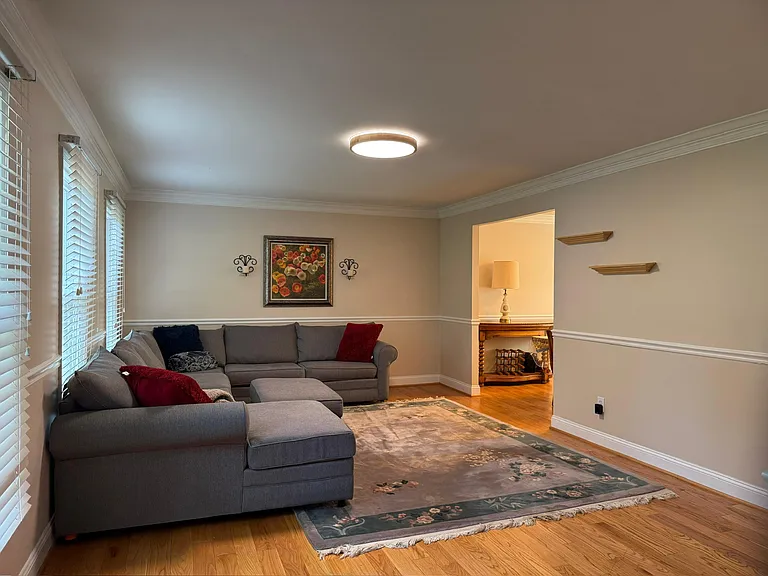 10225 Tamarack Dr — Photo 87