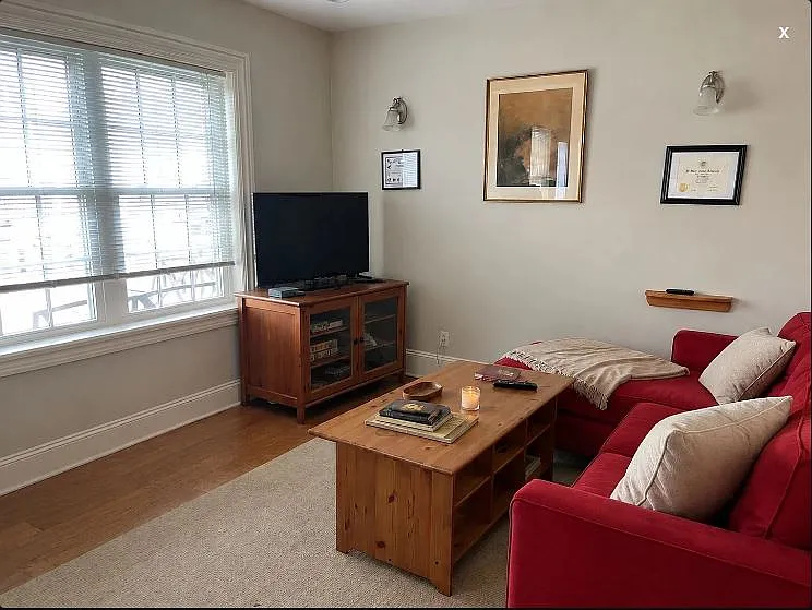 18-20 Thorndike St — Photo 2