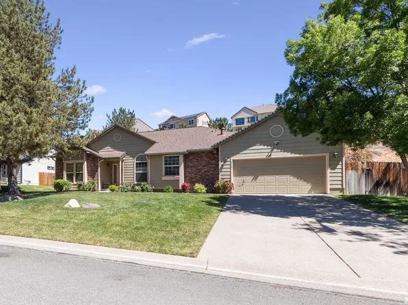 575 Cliff View Dr, Reno, NV 89523