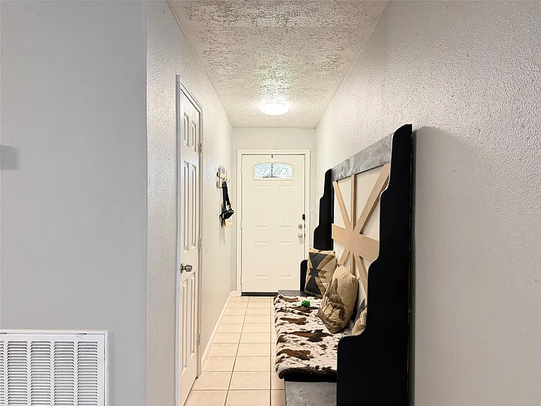 11423 Graywood Dr — Photo 4