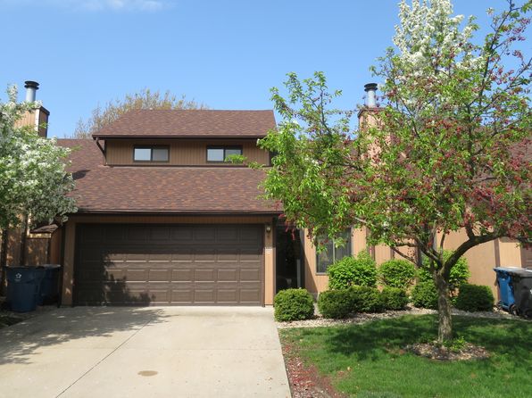 1321 Dresden Dr APT C, Morris, IL 60450