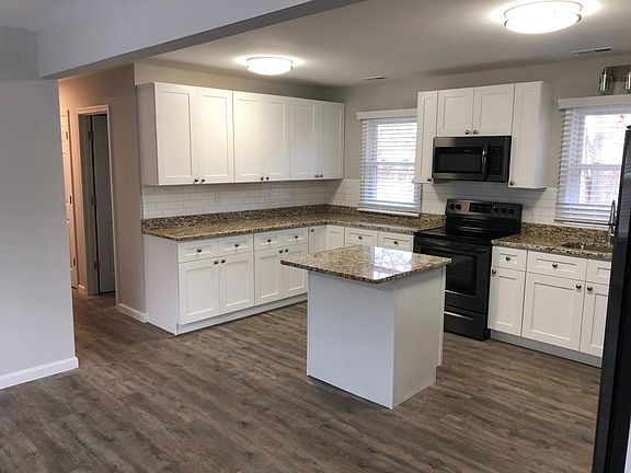 4th image of 210 Harry Hawkins Ln