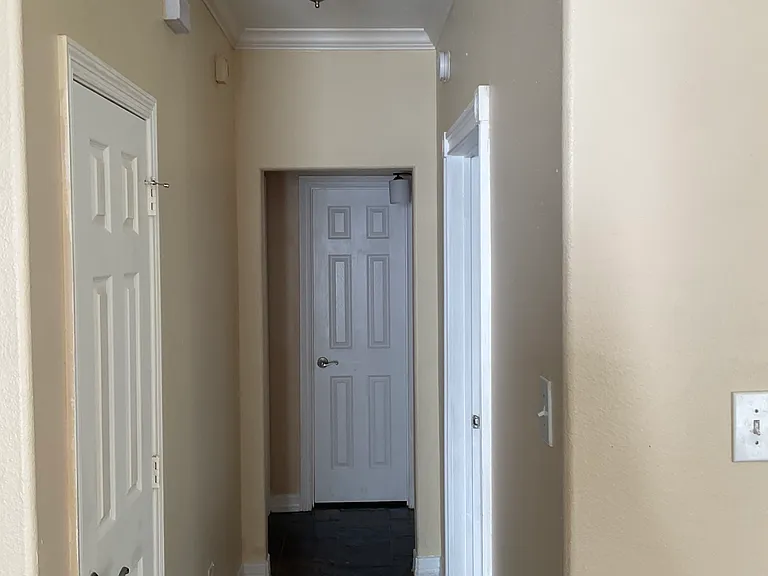 10610 Mills Way — Photo 19