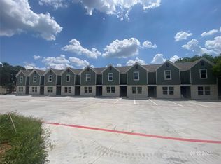 1-422 S Garrett Ct, Stephenville, TX 76401