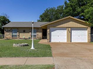 3920 Hooper Dr, Wichita Falls, TX 76306