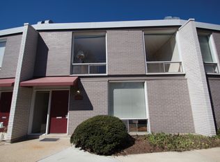 4985 Battery Ln, Bethesda, MD 20814
