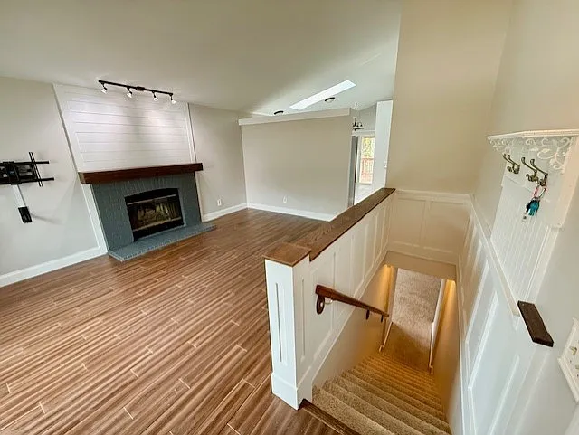 3 bed, 1600 sqft, $2,400 — Photo 3