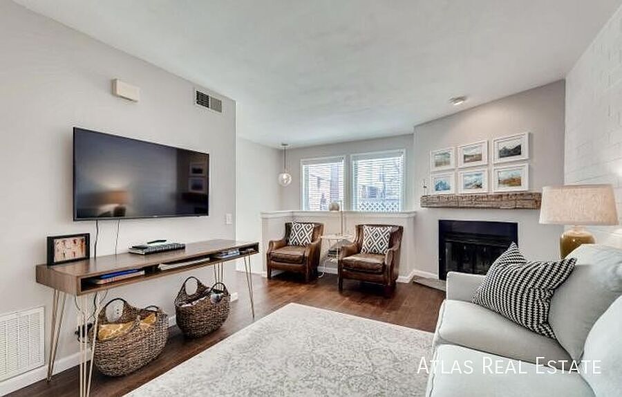 1st image of 1025 Jasmine St Unit 6