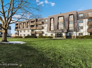 13000 W Heiden Cir UNIT 3101, Lake Bluff, IL 60044