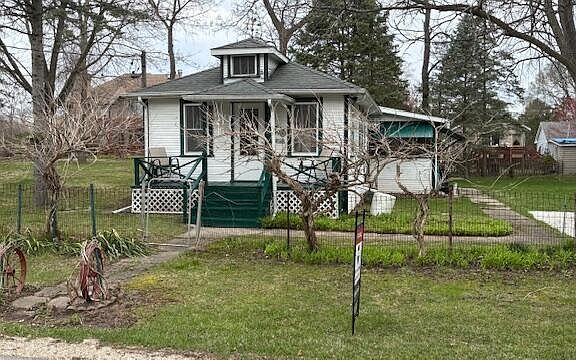 2nd image of W862 Florence ROAD