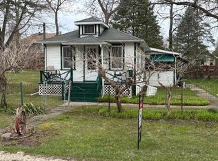 W862 Florence ROAD, Genoa City, WI 53128