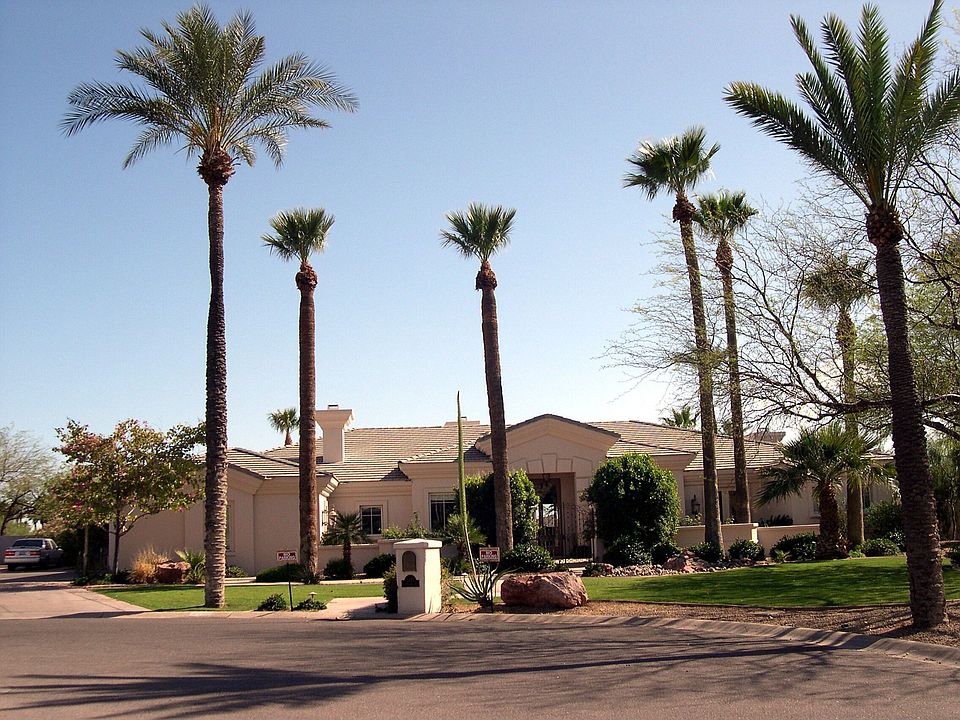 Cul-de-sac near 1 acre lot